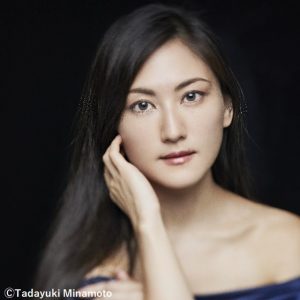 23.11.12 ayako-tanaka-top