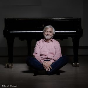 kurisutyan-top
